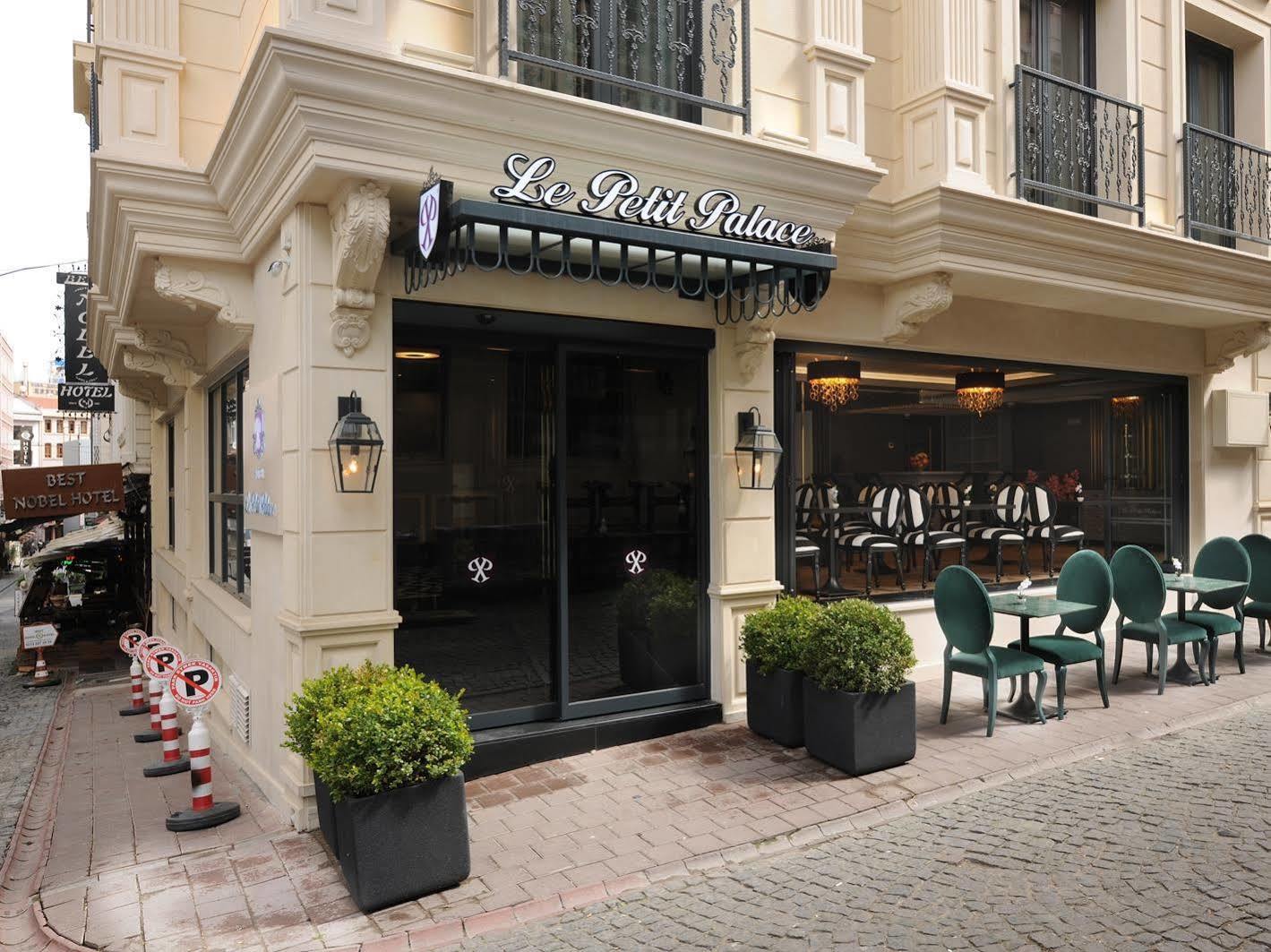 Le Petit Palace Hotel - Special Category Istanboel Buitenkant foto
